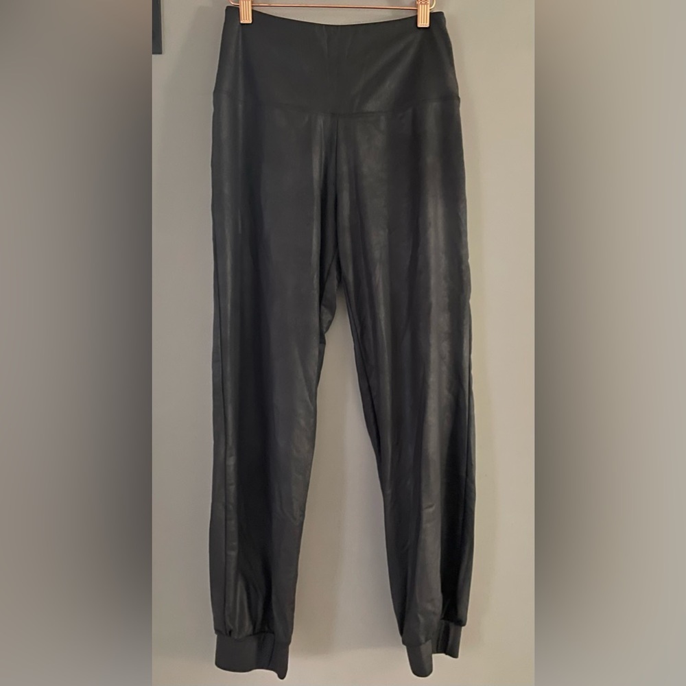 Black faux leather/suede leggings, size medium. Brand: Nicole Miller.
